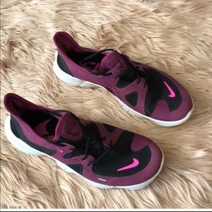Nike NWOT Women's Free RN 5.0 Running Shoes